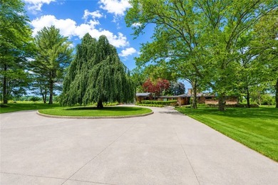 A true one-of-a-kind estate on Seneca Lake, 3418 Route 96A - photo 16