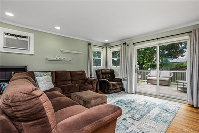 Beautifully Maintained and Updated 2 Bedroom Ranch with Open - photo 7