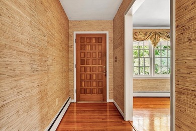 Located in the beautiful South Roanoke area listed at a very - photo 5