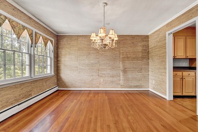 Located in the beautiful South Roanoke area listed at a very - photo 8