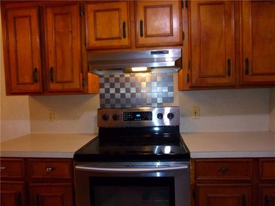 3130 SOUTHERN SUN DRIVE, 78415 NESTLED IN THE HIGHLY DESIRABLE - photo 17