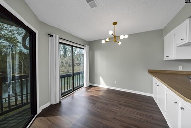 Priced to sell! Waterfront condo on Lake Murray with panoramic - photo 5