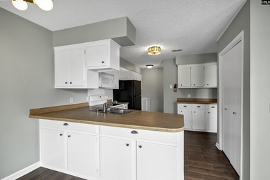 Priced to sell! Waterfront condo on Lake Murray with panoramic - photo 6