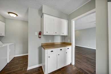 Priced to sell! Waterfront condo on Lake Murray with panoramic - photo 8