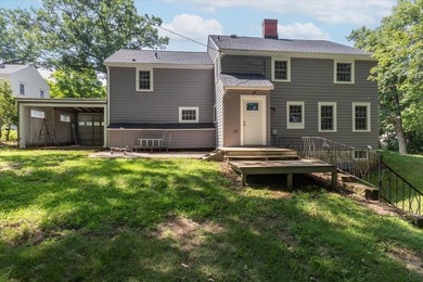 Grand Two-Story Home in Desirable Oakwood Heights! Welcome home - photo 39