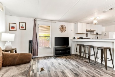Dive into delightful living with this charming, fully furnished - photo 10