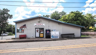 Rare opportunity in Black Rock, AR! This lovingly operated - photo 1