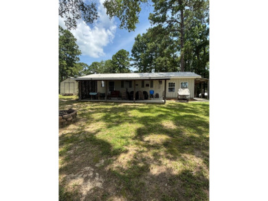 Lake Home For Sale in Many, Louisiana