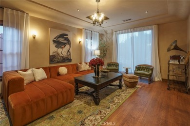 Welcome to 2015 San Francisco Avenue, a truly one-of-a-kind - photo 7