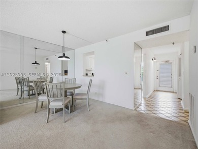 Charming furnished 4th-floor 1 bedroom /2 baths condo with - photo 9