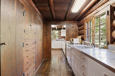 Welcome to The Cannon River Ranch, this iconic Lodge was built - photo 17