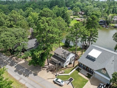 Beautiful Lakefront Home in the Gated Hideaway Lake Community - photo 28
