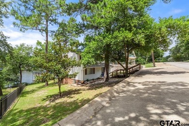 Beautiful Lakefront Home in the Gated Hideaway Lake Community - photo 31
