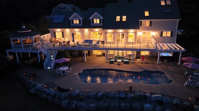 At the private, resort-style estate known as Scallop Bay - photo 3