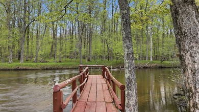 Welcome to The Cannon River Ranch, this iconic Lodge was built - photo 45