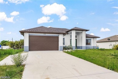 Experience a touch of modern luxury in this 2024-built residence - photo 2