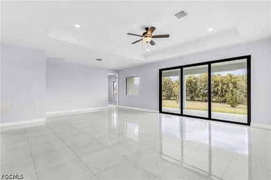 Experience a touch of modern luxury in this 2024-built residence - photo 6