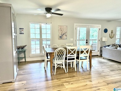 Beautiful spacious home with no steps to the water! This - photo 8