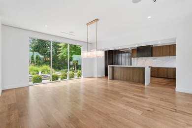 An extraordinary one-level estate in the prestigious gated - photo 13