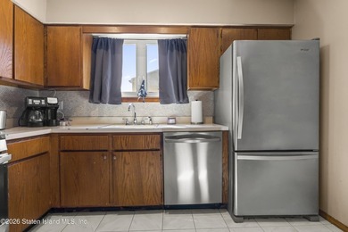 Four Brothers Opportunity! This beautiful 3-bedroom, 2-bath - photo 20