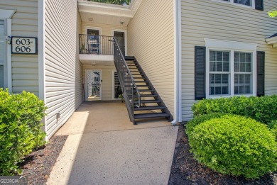 Lake Home For Sale in Peachtree City, Georgia