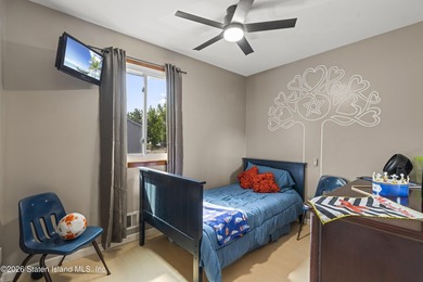 Four Brothers Opportunity! This beautiful 3-bedroom, 2-bath - photo 24