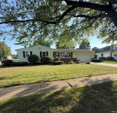 Lake Home Sale Pending in Rochester, Indiana