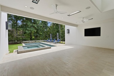 An extraordinary one-level estate in the prestigious gated - photo 43