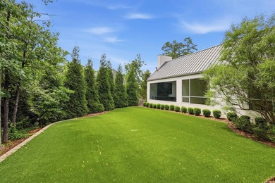 An extraordinary one-level estate in the prestigious gated - photo 47