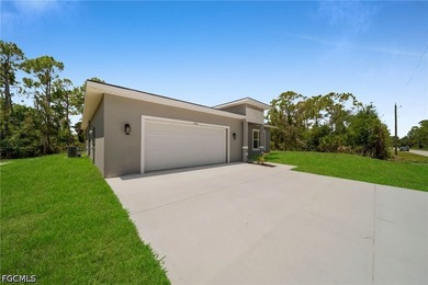 Brand-new construction featuring 3 bedrooms, 2 bathrooms, and 1 - photo 2