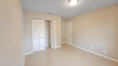 Investor-Friendly Lakefront Opportunity With No Rental - photo 7