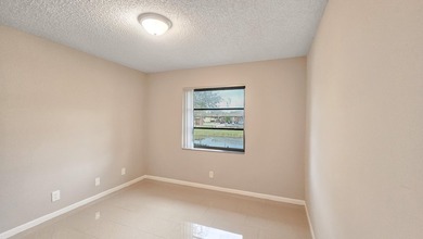 Investor-Friendly Lakefront Opportunity With No Rental - photo 8