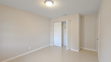 Investor-Friendly Lakefront Opportunity With No Rental - photo 9