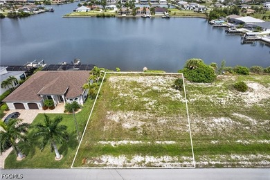 Create the waterfront home you've always envisioned on this - photo 1