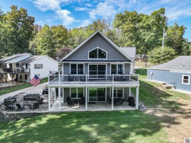 Lake Home For Sale in Benton, Kentucky