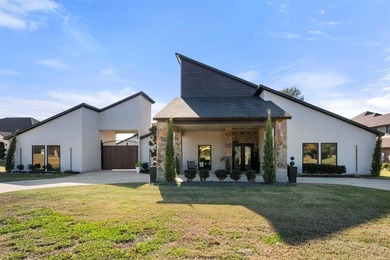 Lake Home For Sale in Corsicana, Texas