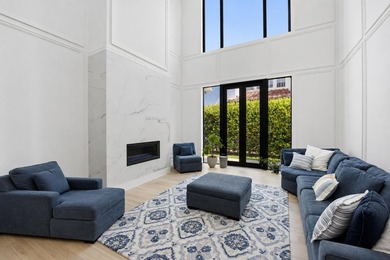 Beautifully upgraded newly built custom estate home located in - photo 2