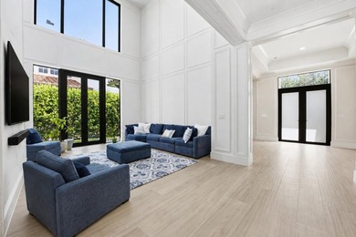 Beautifully upgraded newly built custom estate home located in - photo 3