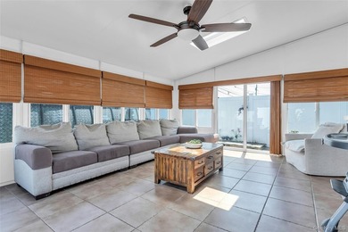 Welcome to this beautifully appointed four-bedroom - photo 10