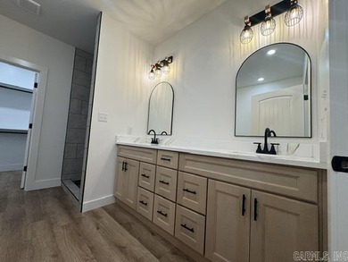 Step into modern elegance with this brand-new 4-bedroom - photo 10