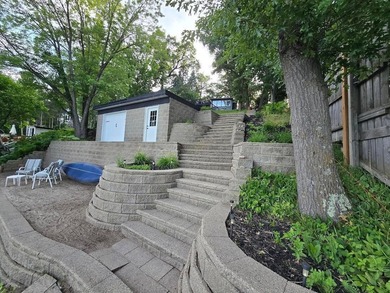 Beautiful Lakeshore Retreat on the Briggs Chain of Lakes Welcome - photo 14