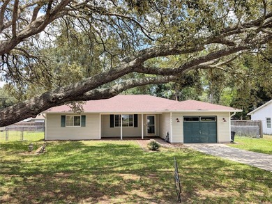 Location, Location, Location Move and ready 3-bedroom, 2-bath - photo 1