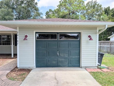 Location, Location, Location Move and ready 3-bedroom, 2-bath - photo 8