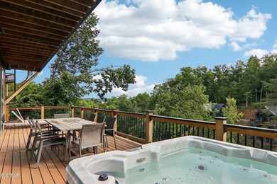 Beautifully appointed, nearly new 3BR, 4BA mountain modern cabin - photo 32