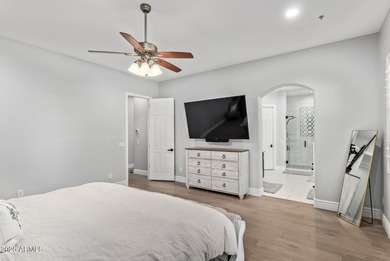 Your dream home is here! This fully upgraded 6-bedroom beauty - photo 33