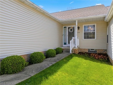 Move-in ready and beautifully updated, this inviting condo - photo 36