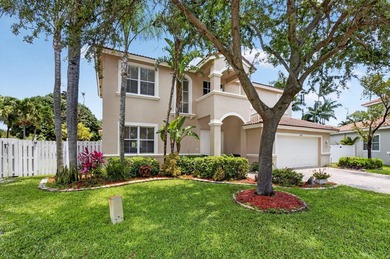 Rare 5-Bed, 3-Bath Cul-de-Sac Trophy Estate in the highly - photo 2