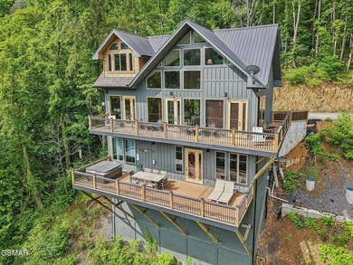 Beautifully appointed, nearly new 3BR, 4BA mountain modern cabin - photo 43