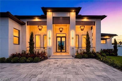 RARE TRIPLE-LOT MODERN ESTATE in the HEART of SW Cape Coral w/ 4 - photo 8