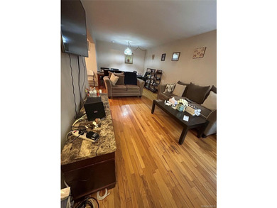 Welcome to this bright and spacious 1 bedroom, 1 bath co-op - photo 4